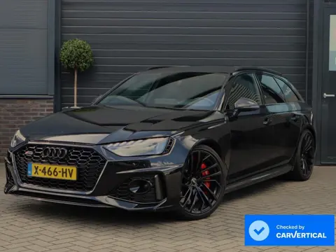 Audi A4 Avant 2.9 TFSI RS 4 quattro | Keramisch | RS dynamic | Bang & Olufsen 3D | HUD | ACC