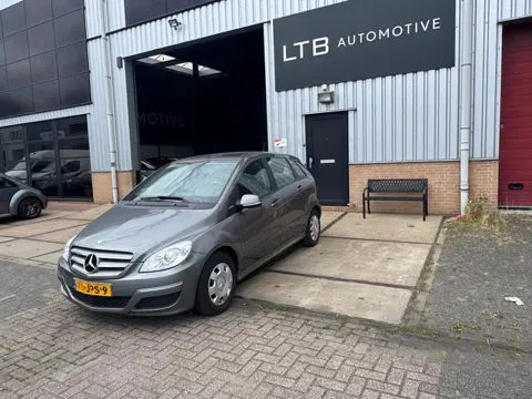 Mercedes-Benz B-klasse B180 Business CLass Airco Navi Electrische raam