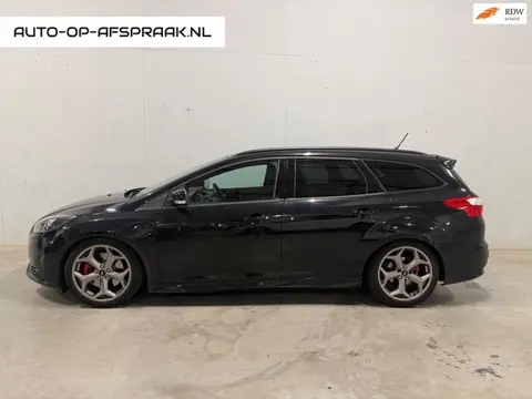 Ford Focus Wagon 2.0 EcoBoost ST-2 250pk Navi Clima Cruise APK NAP