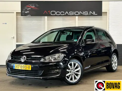 Volkswagen Golf 1.2 TSI Highline PANODAK! (bj 2016)