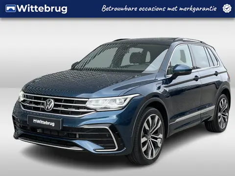 Volkswagen Tiguan 1.4 TSI eHybrid 245pk R-Line DSG Automaat / Panorama schuifdak / Lederen bekleding