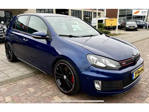 Volkswagen Golf 2.0 GTI