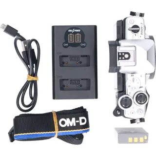 Tweedehands Olympus OM-D E-M10 Mark II Body Zilver CM6043