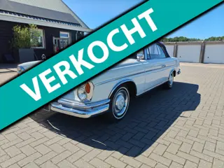 Mercedes-Benz 300 SE