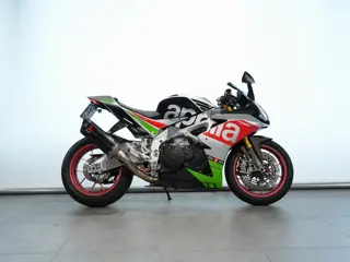 Aprilia RSV 4 RF (bj 2018)