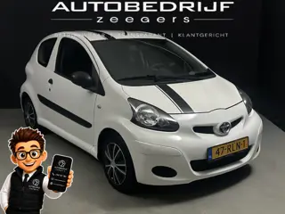 Toyota Aygo 1.0-12V Access *NIEUWE APK* (bj 2011)