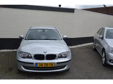 BMW 1-serie 118i Business Line 5 drs Pracht Staat