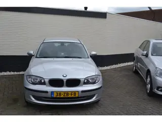 BMW 1-serie 118i Business Line 5 drs Pracht Staat