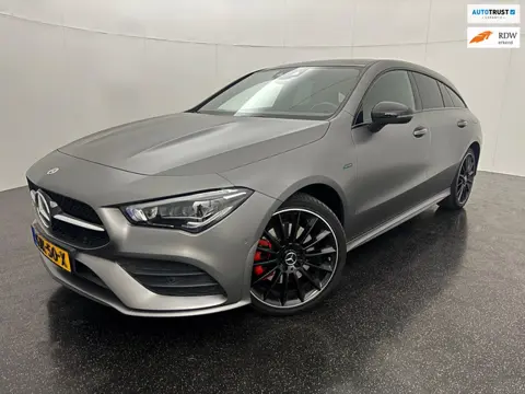 Mercedes-Benz CLA-klasse Shooting Brake 250 e Premium Plus Matt Night pakket