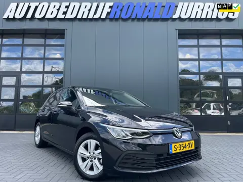 Volkswagen Golf 1.5 eTSI Life Business NL.Auto/Automaat/Massage-Stoelen/Full Led/Stoelverwarming/1St