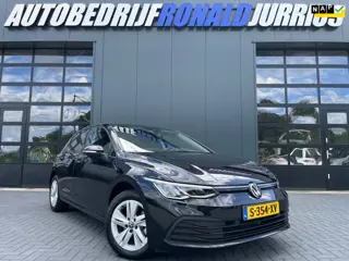 Volkswagen Golf 1.5 eTSI Life Business NL.Auto/Automaat/Massage-Stoelen/Full Led/Stoelverwarming/1St