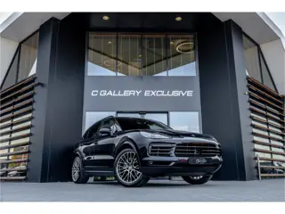 Porsche Cayenne 3.0 - Panorama | Luchtvering | Elek. Trekhaak | Stoelverwarming | ACC