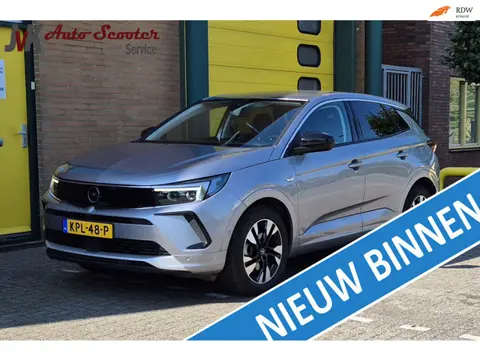 Opel GRANDLAND 1.6 Turbo Plug-In Hybrid Business Elegance, Accu 100%! Carplay! Mooie/Nette Auto!