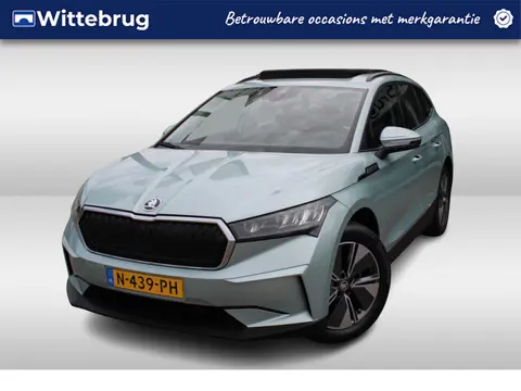 Škoda Enyaq iV 60 180pk / Navigatie / Panorama Schuifdak / LM 19'' / Leder / APP / Wegkl trekhaak