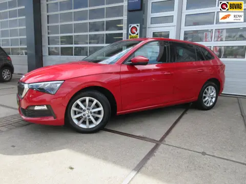 Skoda Scala 1.0 TSI Business Edition / Carplay / Navi / PDC
