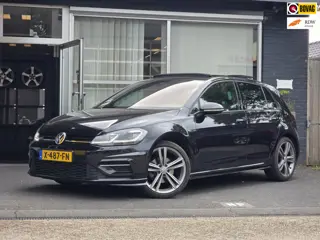 Volkswagen Golf 1.5 TSI Highline Business R-LINE / PANO / VIRTUAL / ACC / DCC