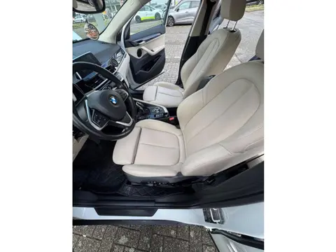 BMW X2 1.8i sDrive Lefhebber Edition/PANO/LEDER/CAM/VOL