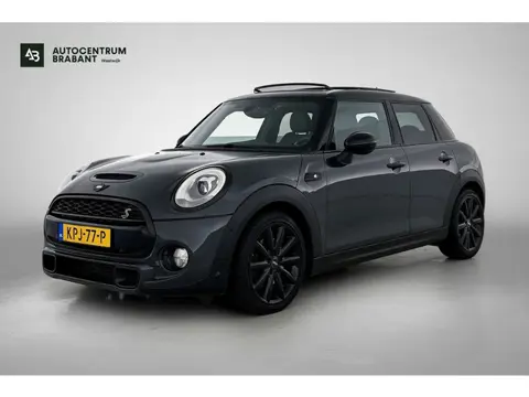 Mini 5-Deurs 2.0 Cooper S Chili Serious Business | 192PK | PANO | HARMAN/KARDON | STOELVERW | CLIMAT