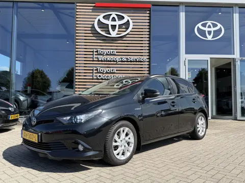 Toyota Auris 1.8 Hybrid Business Plus Automaat 136pk | Achteruitrijcamera | Climate Control | Cruise