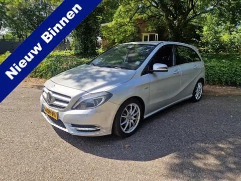 Mercedes-Benz B-Klasse 180 Ambition, nette staat, 2012 facelift, nw apk
