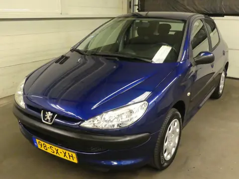 Peugeot 206 1.4 One-line - Mooie Auto - Weinig Km Nap