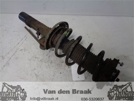 Volkswagen Polo 1.4 16V 2001-2009 Schokbreker voorzijde