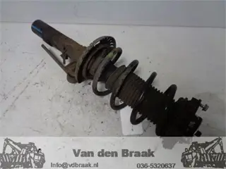 Volkswagen Polo 1.4 16V 2001-2009 Schokbreker voorzijde