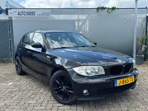 BMW 1-serie 116i - NWE APK - Clima - Leer - Stoelverwarming