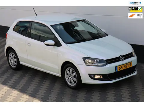 Volkswagen Polo 1.4-16V Highline CarPlay Cruise Airco APK !!
