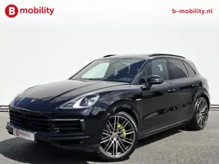 Porsche Cayenne 3.0 E-Hybrid Sport Chrono Panoramadak Dealer Onderhouden! | Adaptive Cruise Control 