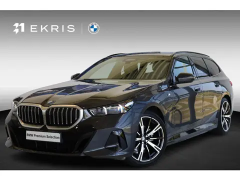 BMW 5 Serie Touring 530e xDrive | M Sportpakket | Panorama Dak | Harman/Kardon | Driving Assistant P