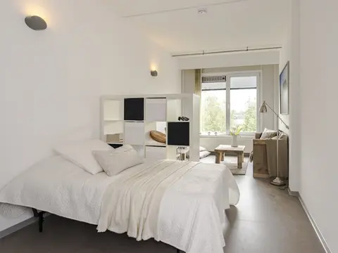 Woning aan de Meibergdreef te Amsterdam