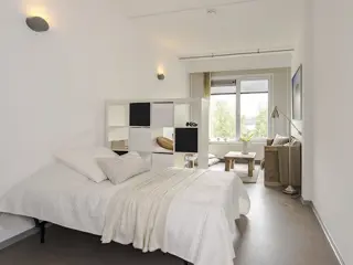 Woning aan de Meibergdreef te Amsterdam