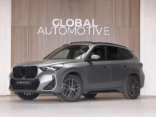 BMW X1 XDrive30e M sport - 326PK - PANORAMADAK - 360 CAMERA - HEAD UP