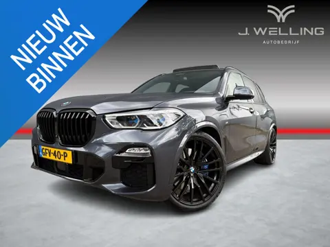 BMW X5 xDrive45e M-sport / pano / tr.hk / massage / H&K