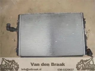 Volkswagen Golf 1.6 TDi 2008-2012 Radiateur