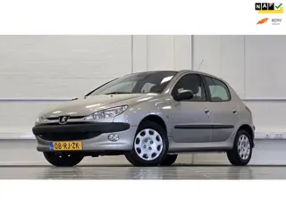 Peugeot 206 1.6i 16V Gentry Automaat Trekhaak Garantie Clima