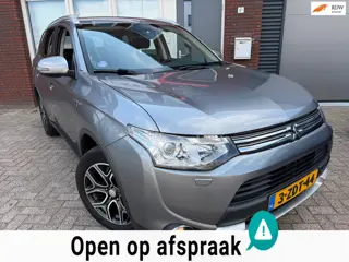 Mitsubishi Outlander 2.0 PHEV Executive X-Line / Navi / Camera / Xenon / AUT / NAP