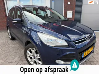 Ford Kuga 1.6 Titanium / Leder / Navi / Camera / PDC / Park assist / Keyless