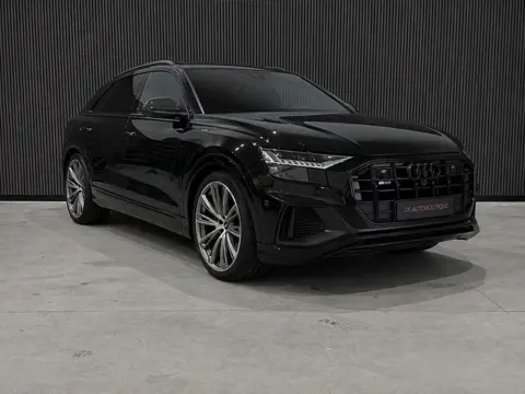 Audi Q8 4.0 TFSI SQ8 Quattro / Carbon Int&Ext / Pano / 4WD Besturing