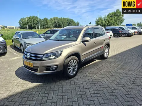 Volkswagen Tiguan 1.4 TSI Sport&Style | 1E EIGENAAR | 12MND GARANTIE | NAVI | PDC | 160 PK | LAGE KM