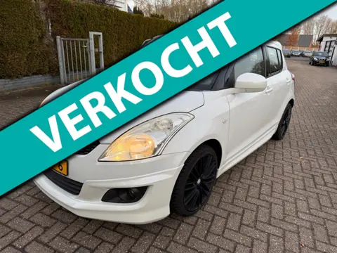 Suzuki Swift 1.2 5DRS Comfort EASSS SPORT AC NAVI 17" LMV NAP