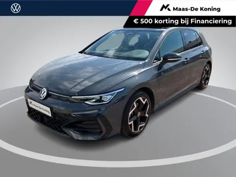 Volkswagen Golf 1.5eTSI/150PK R-Line Black Style · Panoramadak · Harman/Kardon sound · Apple/Android