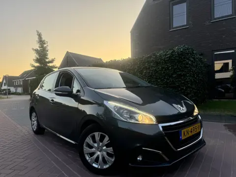 Peugeot 208 1.6 HDI NAVI CLIMA CRUISE EURO 6 LAGE KM
