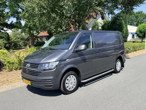 Volkswagen Transporter 2.0 TDI L1H1 150PK DSG•Leder•Carplay