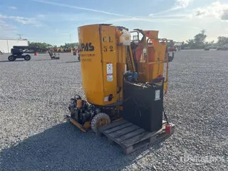 Toucan 860 Vertical Mast Lift (Inoperable) (bj 1997)
