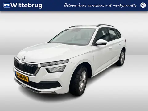 Škoda Kamiq 1.5 TSI ACT 150pk Ambition DSG Automaat / Navigatie by APP / LED / LM 16 inch / Camera /