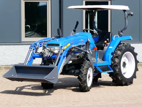 Iseki Geas 273 4wd / 1379 Draaiuren / Voorlader