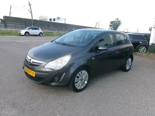 Opel Corsa 1.2-16V Edition (bj 2011)
