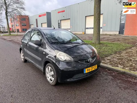 Toyota Aygo 1.0-12V